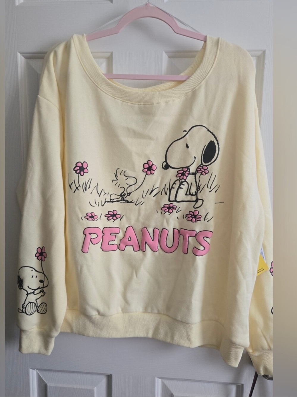 Peanuts Yellow Snoopy Crewneck with Pink Graphic - Picture 2 of 5